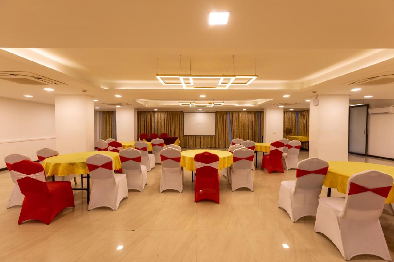 Clubhouse Nami Residency, Ahmedabad Hotel Luaran gambar